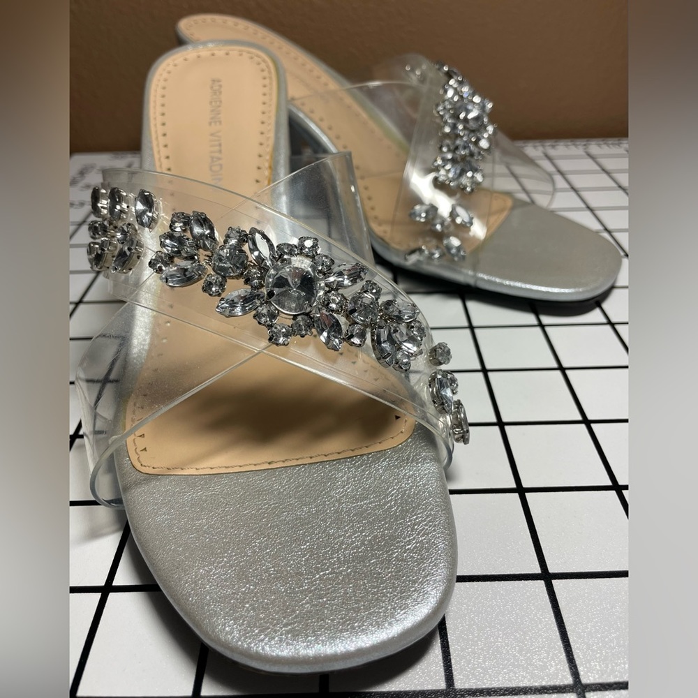 Adrienne Vittadini Sandal-8.5 Silver